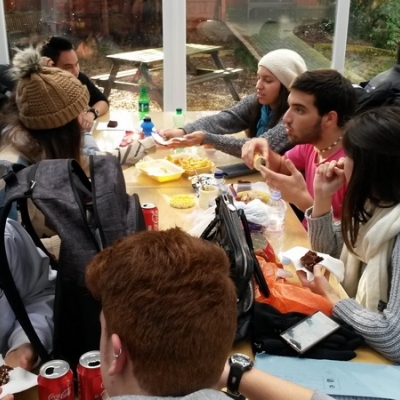 Inglaterra 2015 - Almorzando en la Escuela